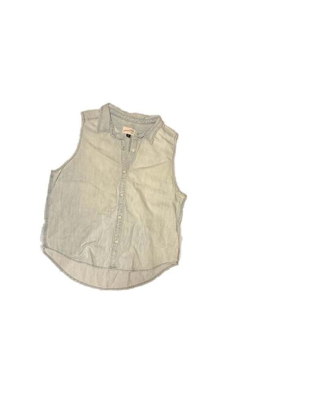 Universal Thread Women's Light Wash Denim Sleeveless Button-Down Tank Top